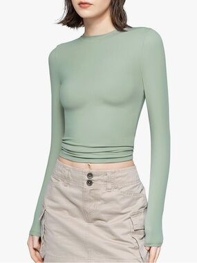 Women Sage Green Top Long Sleeve Crewneck Top - Spandex and Polyester size small